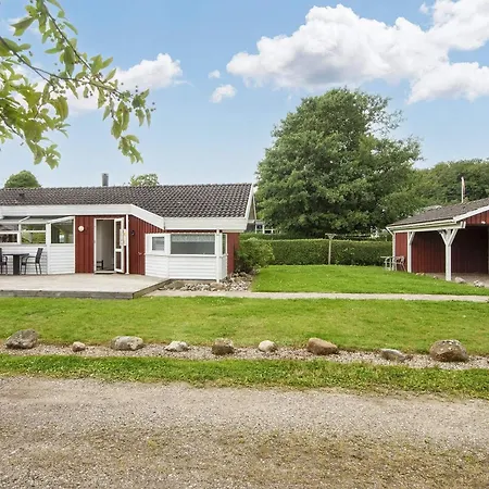 6 Person In Bjert-by Traum Binderup Strand