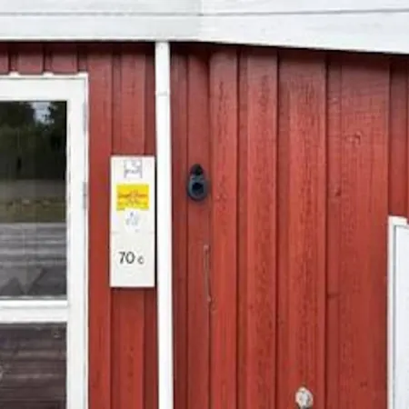 6 Person In Bjert