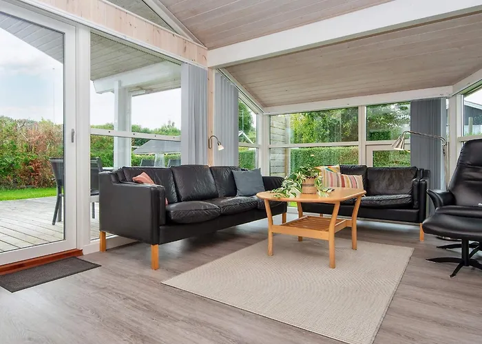 6 Person In Bjert-by Traum * Binderup Strand